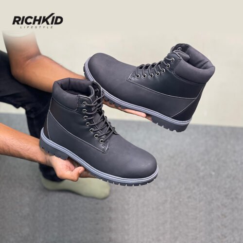 Mens winter boot black
