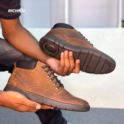 laceup Leather boot brown