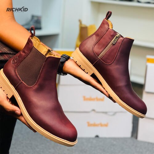 Wine Chelsea boot with zipper